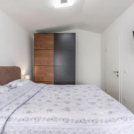 Natalija شقة بوريتش