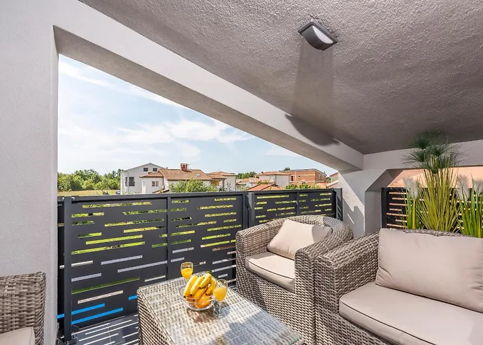 Natalija * ポレッチ